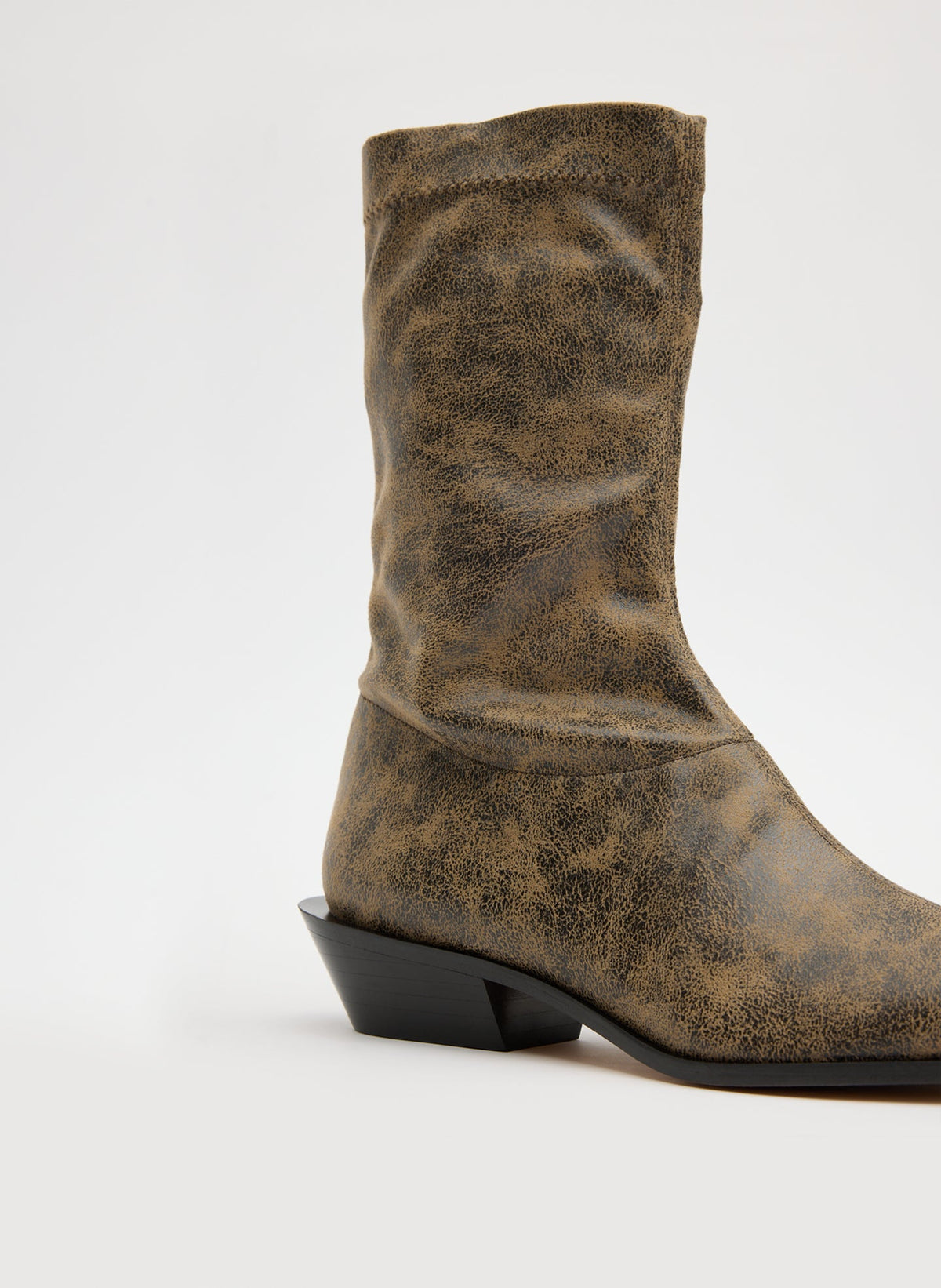 Distressed Leo Boot Black/Tan Multi - Tibi