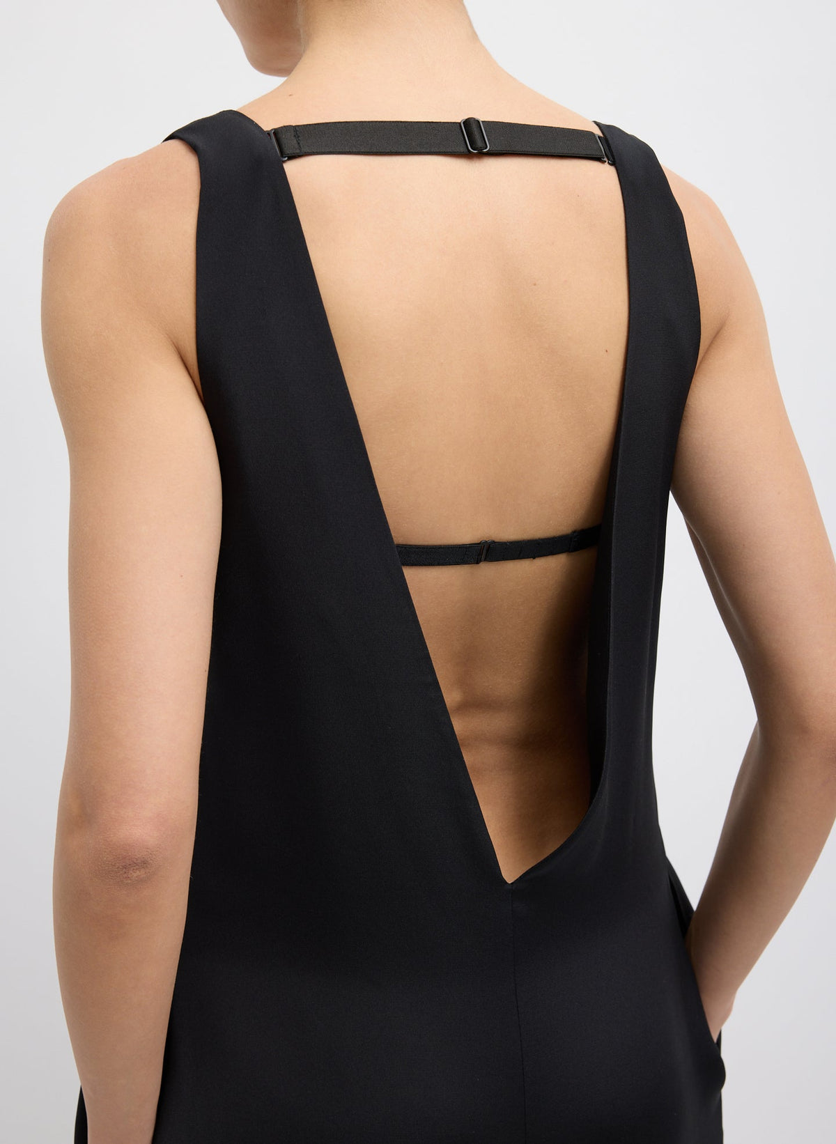 4-Ply Silk V-Neck Dress With Bra Black - Tibi