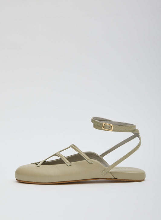 Jean-Claude Flat Dusty Green - Tibi
