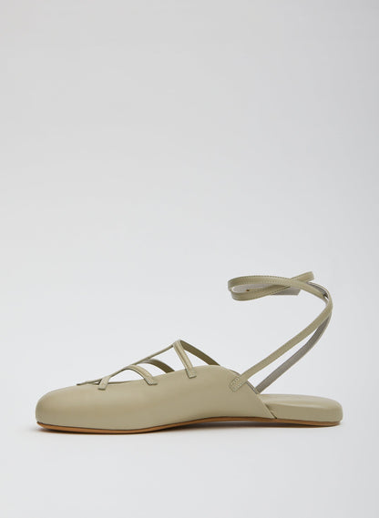 Jean-Claude Flat Dusty Green - Tibi