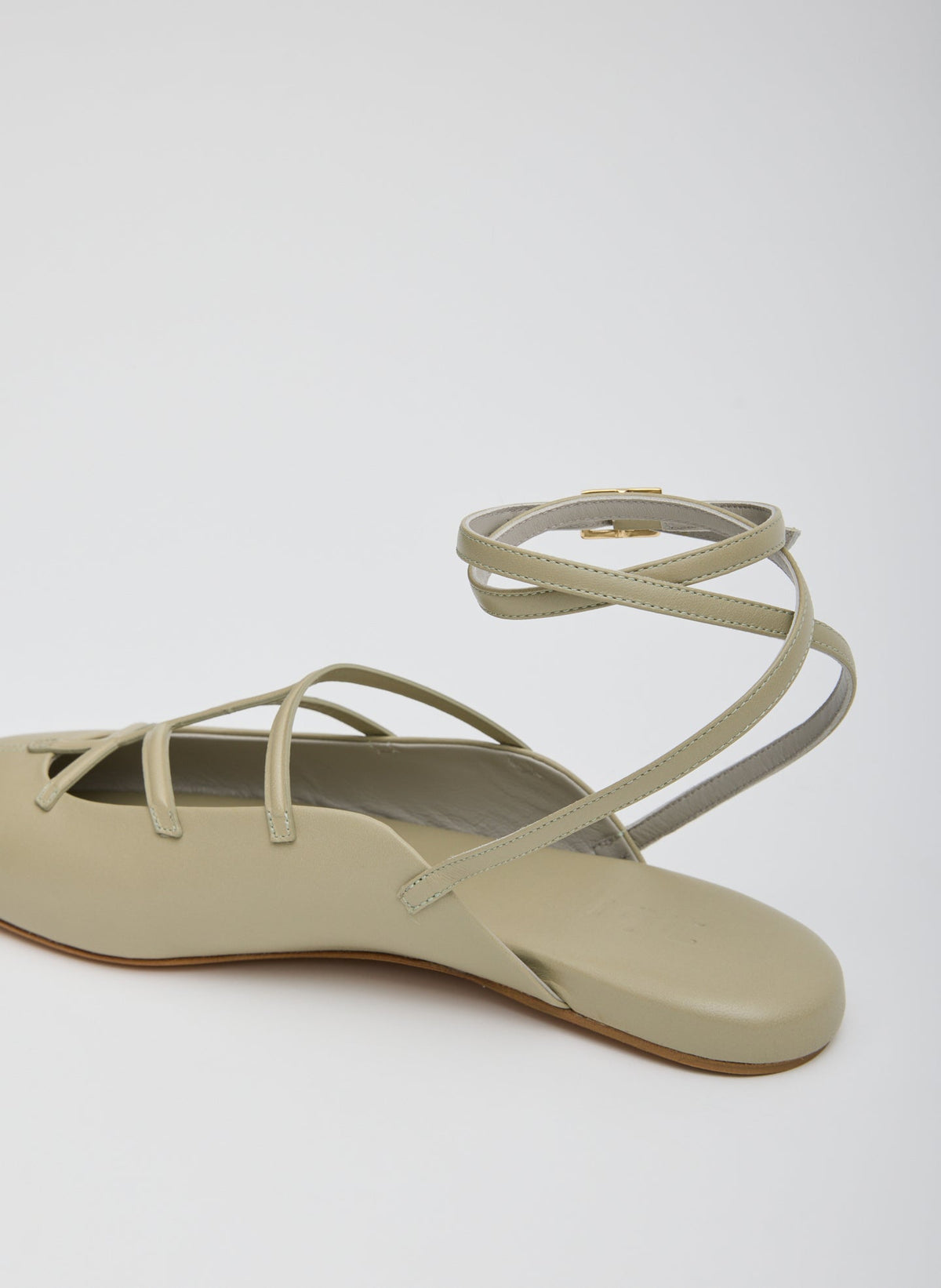 Jean-Claude Flat Dusty Green - Tibi